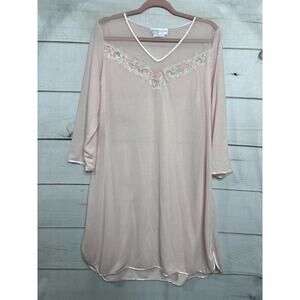 Miss Elaine Pink Nightgown Size Large Floral Details